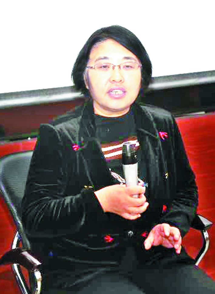 杨凤玲1.jpg