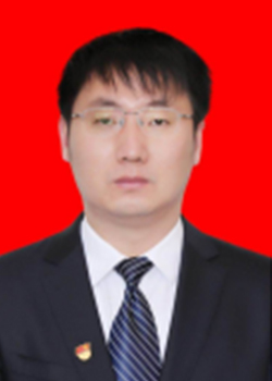 王磊.jpg